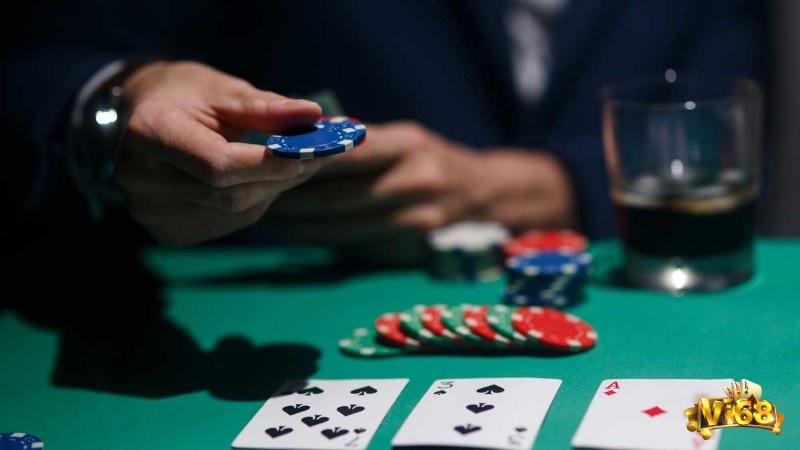 Call là một trong các dạng cược trong Poker phổ biến nhất, đặt cược đủ theo kịp mức cược hiện tại