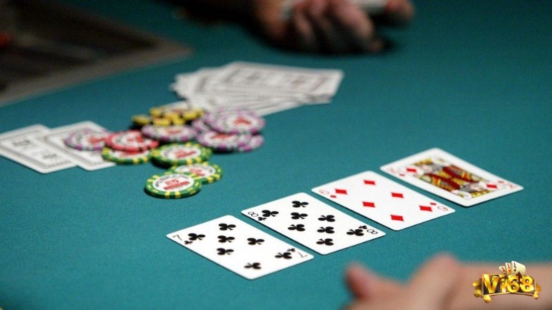 Poker là trò chơi đặt cược, nên cách tính điểm dựa vào số chip mà người chơi thắng được