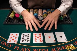 Cách đọc bài poker chuẩn xác: Hướng dẫn từ A đến Z