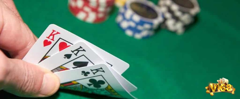Side Show trong thuật ngữ bài Teen Patti – hành động mang tính chiến thuật, giúp người chơi thăm dò bài đối thủ trong ván căng thẳng.